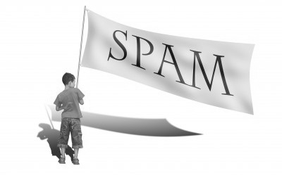 promoting other sites helps spammers spam is like kicking yourself by reducing your readership